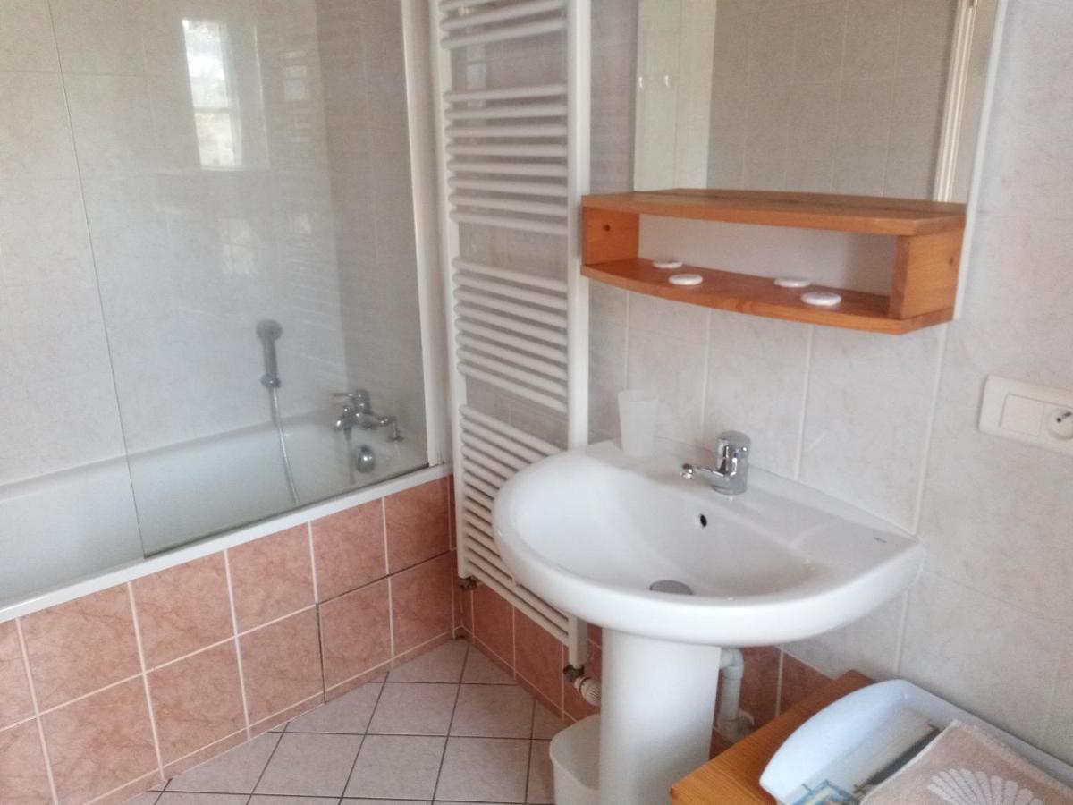 Chantacalme Holiday home Montboissier (Puy-de-Dome)